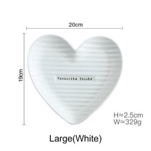 Load image into Gallery viewer, Lot Assiette heart shaped ceramic plate