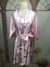 Load image into Gallery viewer, Peignoir femme soie satin courrt  Robe Kimono